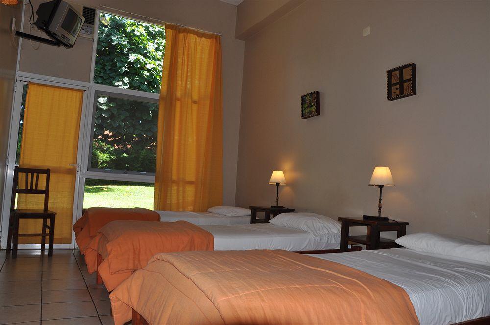 Iguazu Inn Hostel Πουέρτο Ιγκουασού Εξωτερικό φωτογραφία