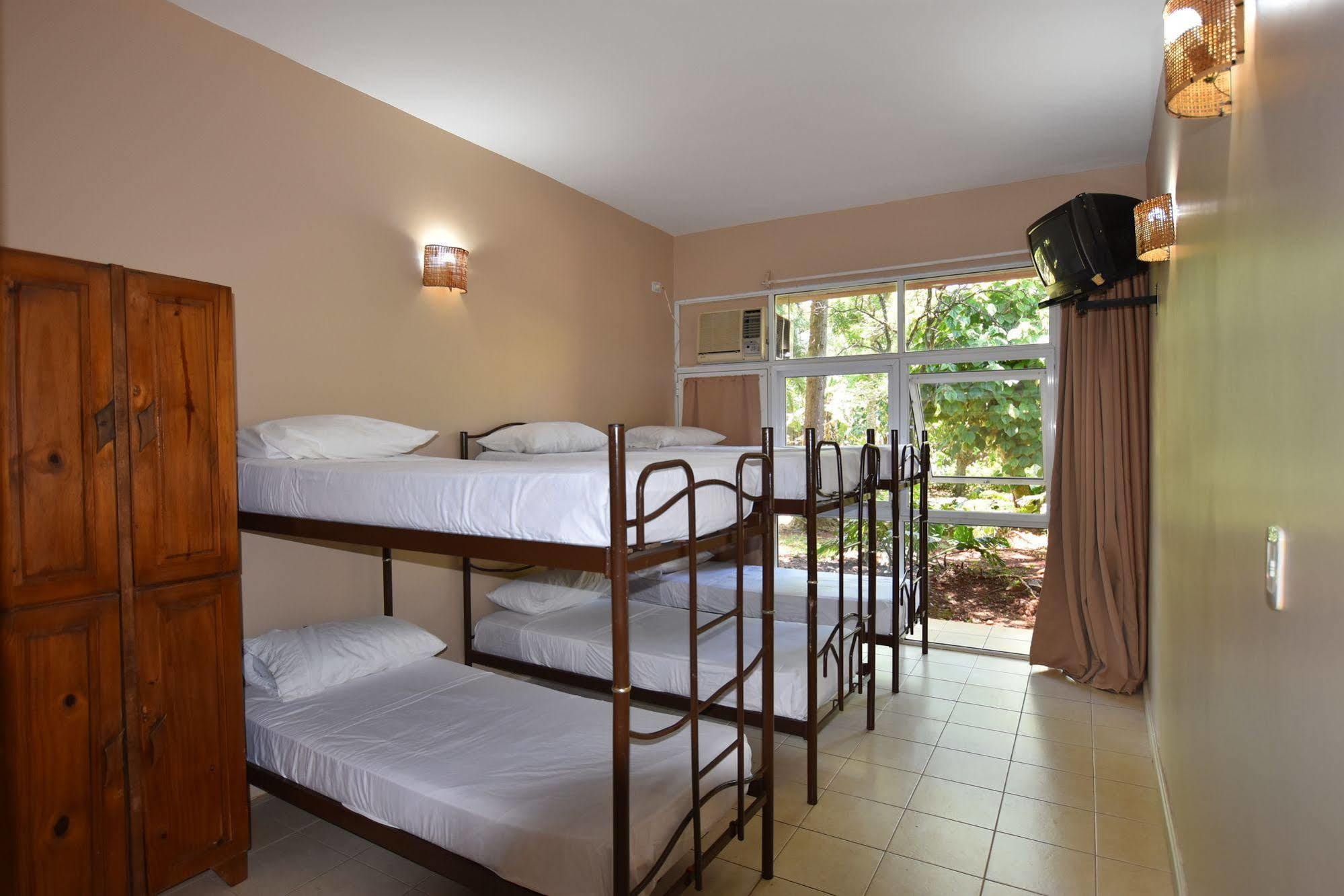 Iguazu Inn Hostel Πουέρτο Ιγκουασού Εξωτερικό φωτογραφία
